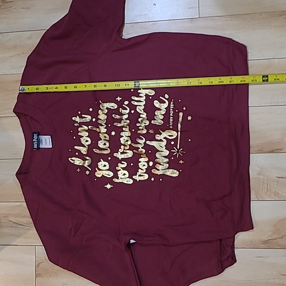 Harry Potter women's size large sweater - Picture 4 of 6